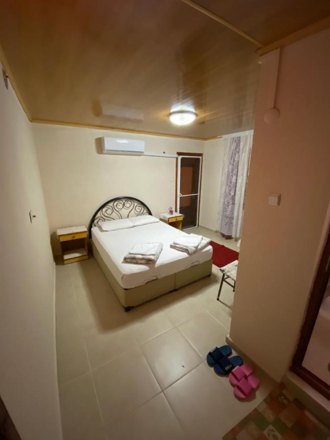 Elmas Pansiyon Karacasu  Extérieur photo